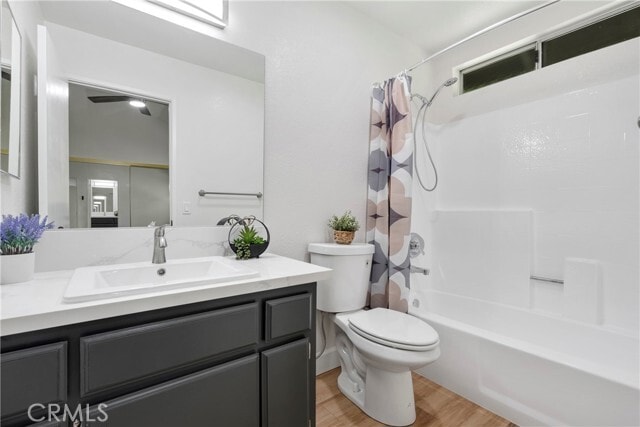 Building Photo - 700 W 2nd St