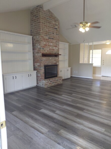 Building Photo - 23207 Cranberry Trail