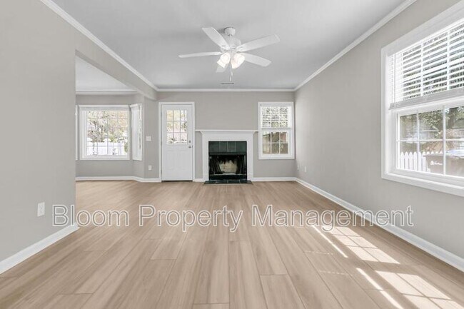 Building Photo - 974 Governors Rd