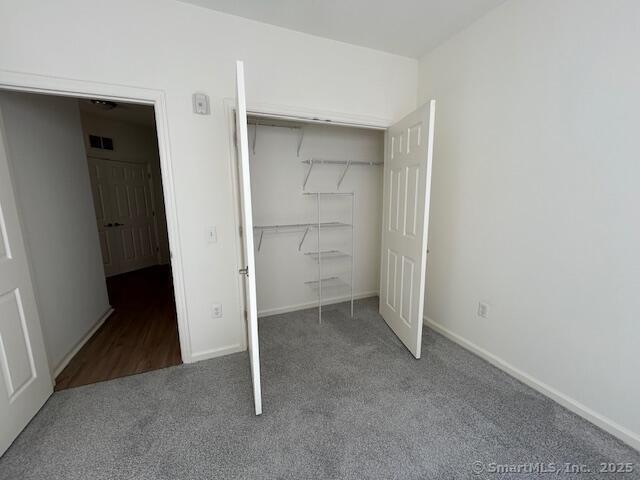 Building Photo - 10 Norden Pl