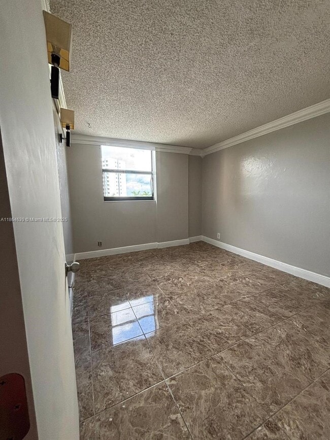 Building Photo - 501 SW 1st St