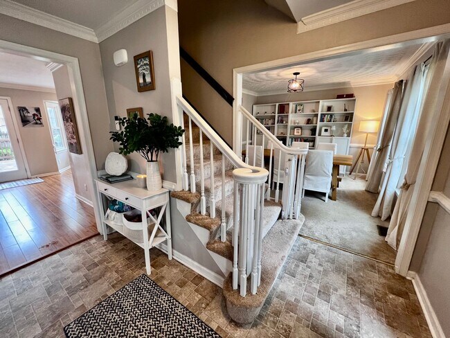 Building Photo - Charming Home in Quiet Salem Woods Cul-de-Sac