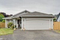 Building Photo - Auburn Rambler in Cul-de-sac