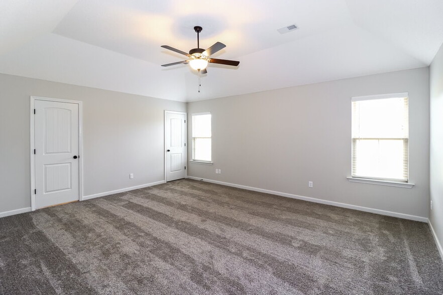 Building Photo - 1083 Carib Loop W