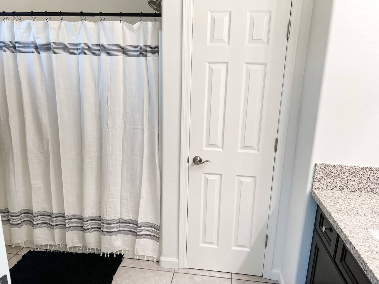 Master bath - 8503 E Leigh Dr