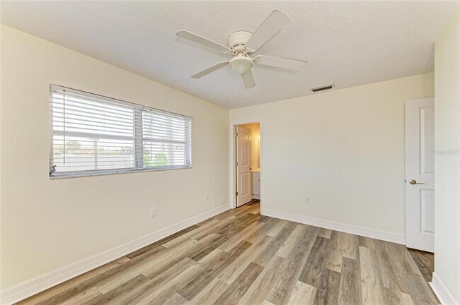Building Photo - 616 Guild Dr