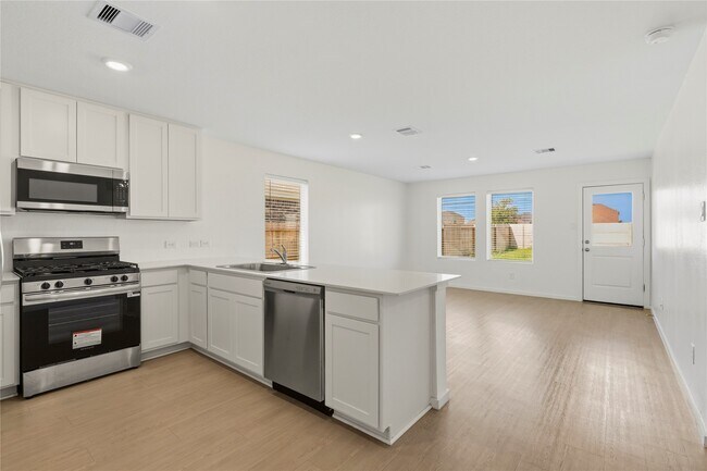 Building Photo - 9323 Speckled Trout Dr