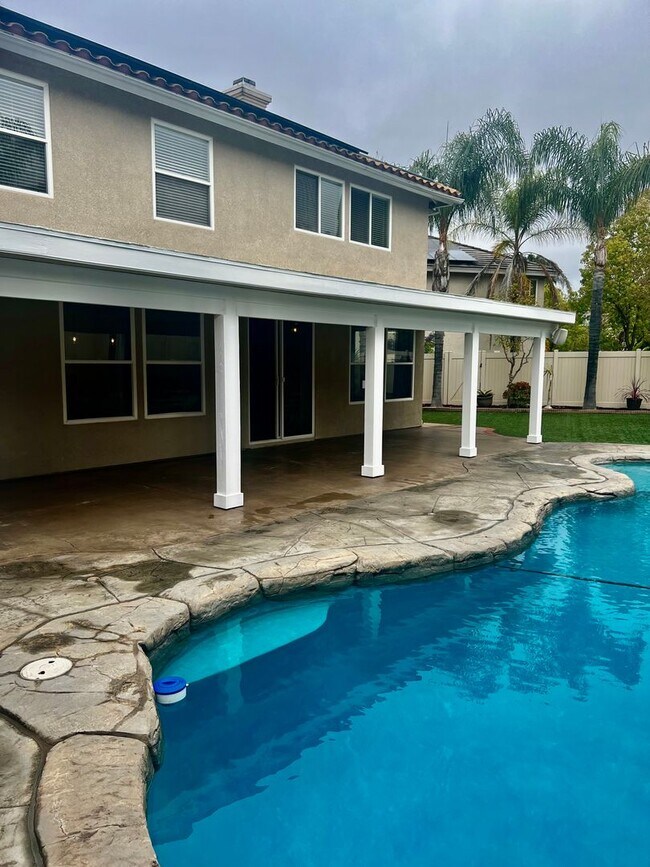 Building Photo - Murrieta Entertainer’s Dream Home for Lease!