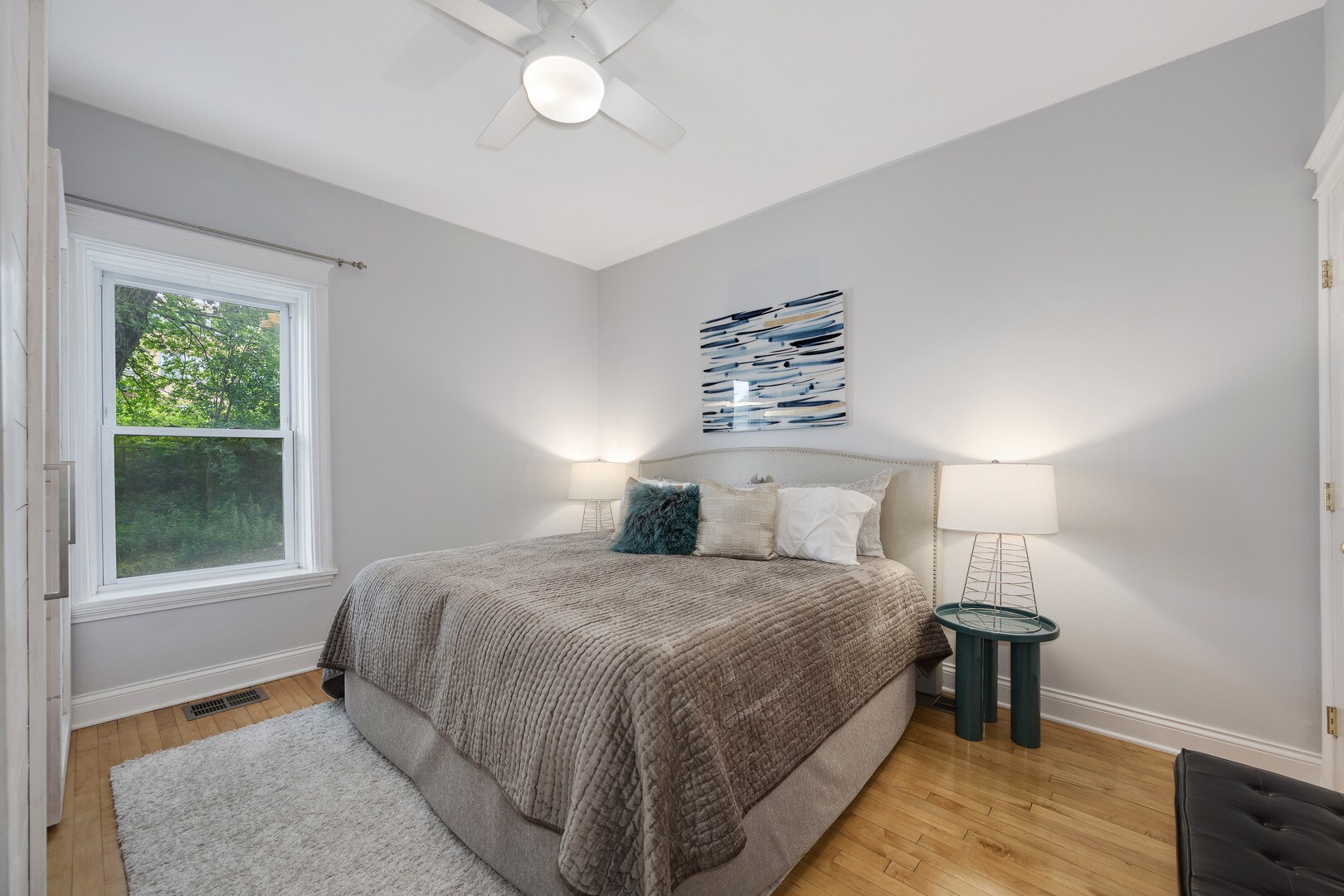 Building Photo - 3805 N Ravenswood Ave