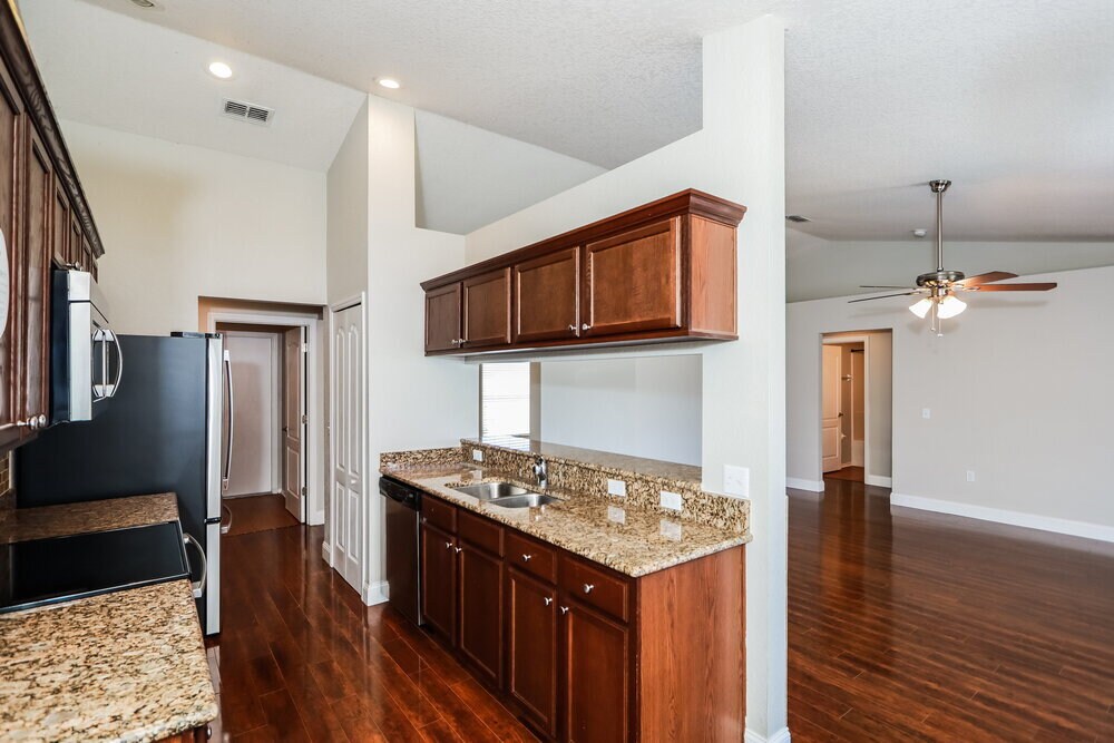 Building Photo - 5122 Garberia Ave