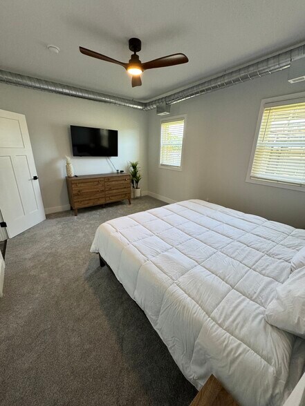 Apt 2 Two bedroom - 664 New Castle Road