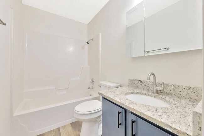 Building Photo - 5510 S Gold St