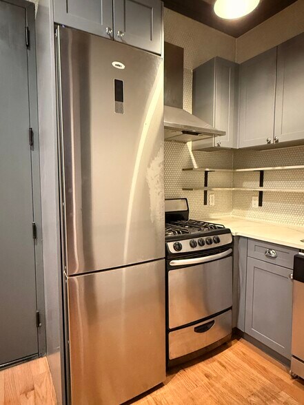 Building Photo - 133 23rd St