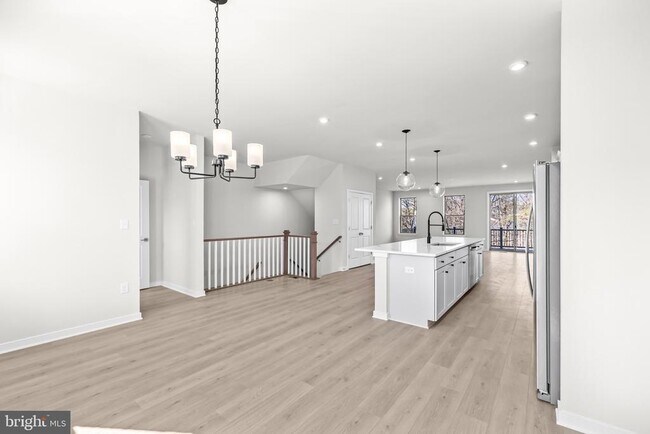 Building Photo - 6236 Folly Ln