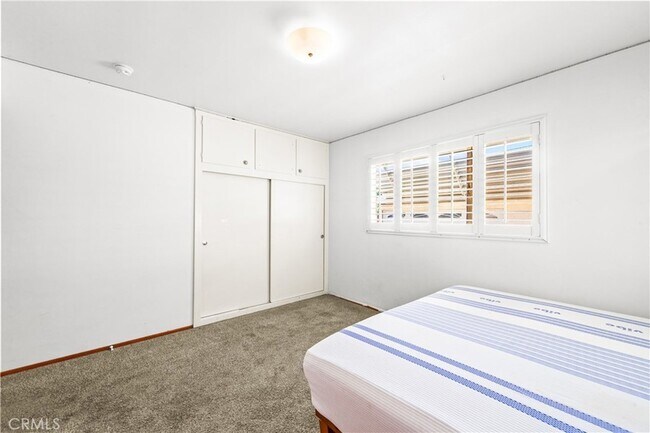 Building Photo - 454 N Shattuck Pl