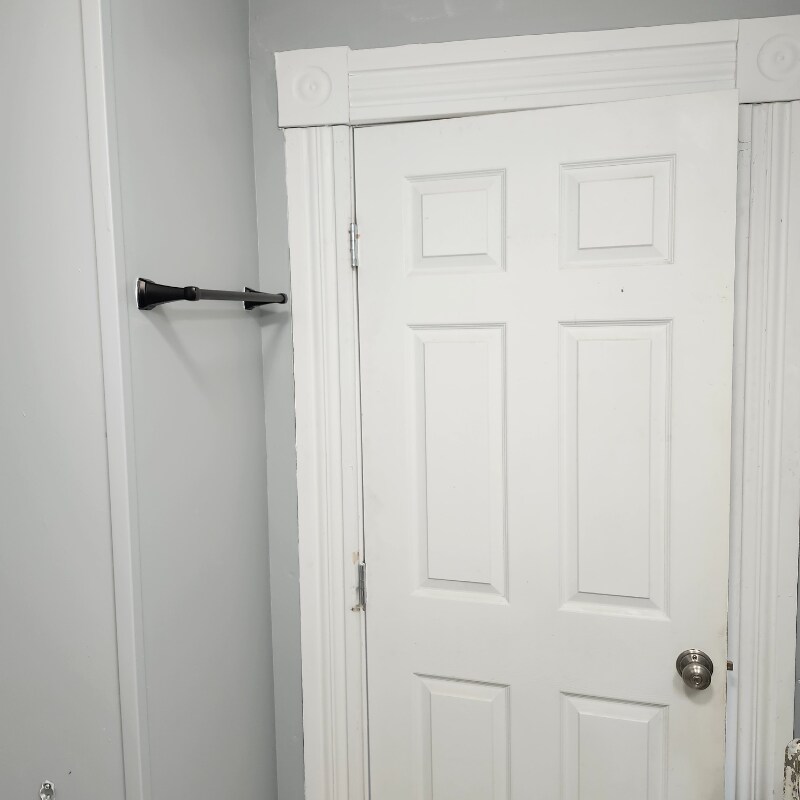 Building Photo - 50 Centre St