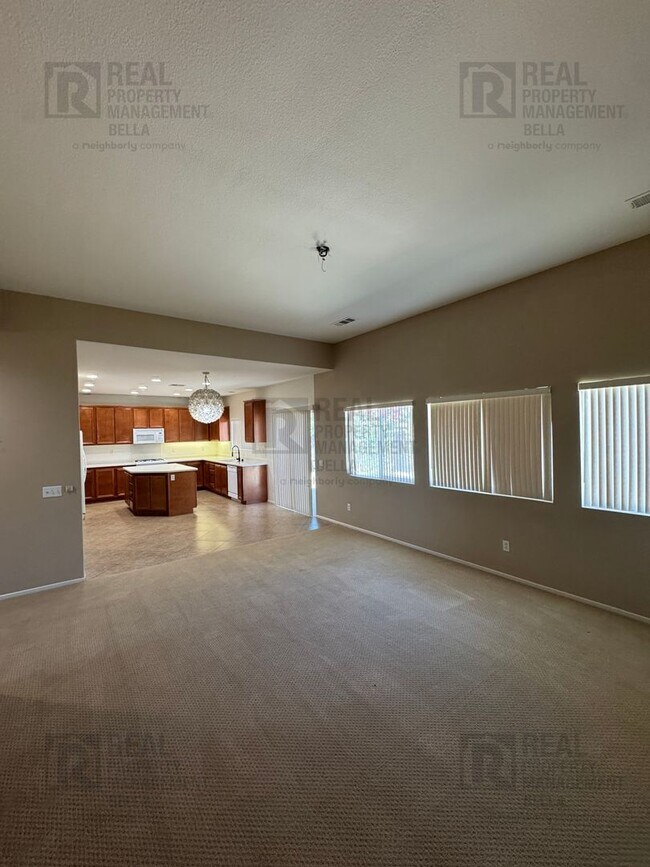 Building Photo - 756 Conlon Dr