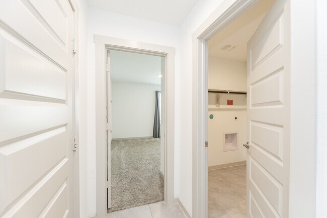 Building Photo - 28926 Yachting Pt Ct