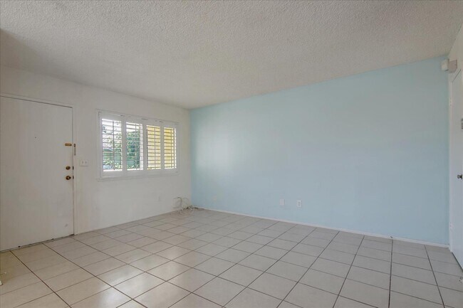 Building Photo - 16755 Parthenia St