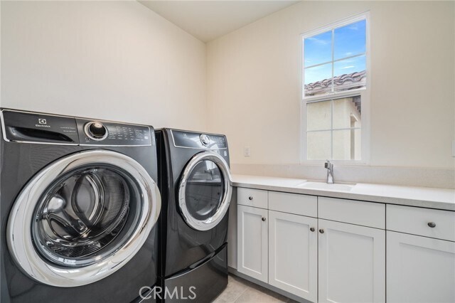 Building Photo - 214 Parkwood