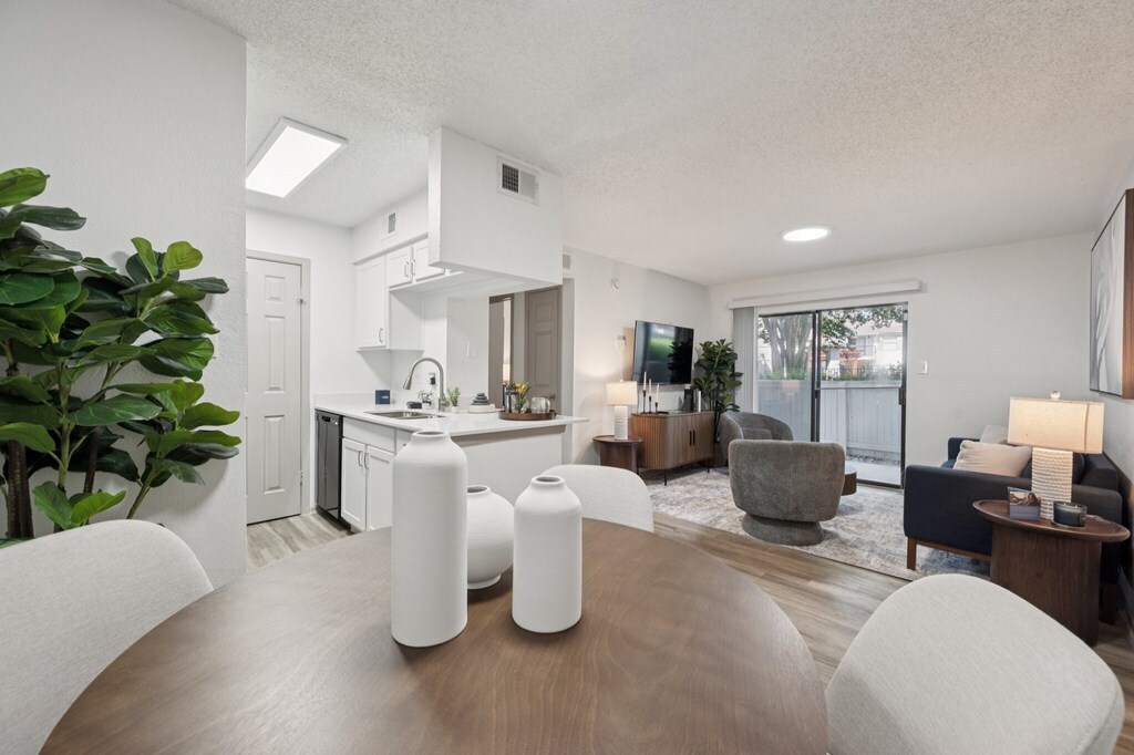 Building Photo - 9024 Northgate Blvd