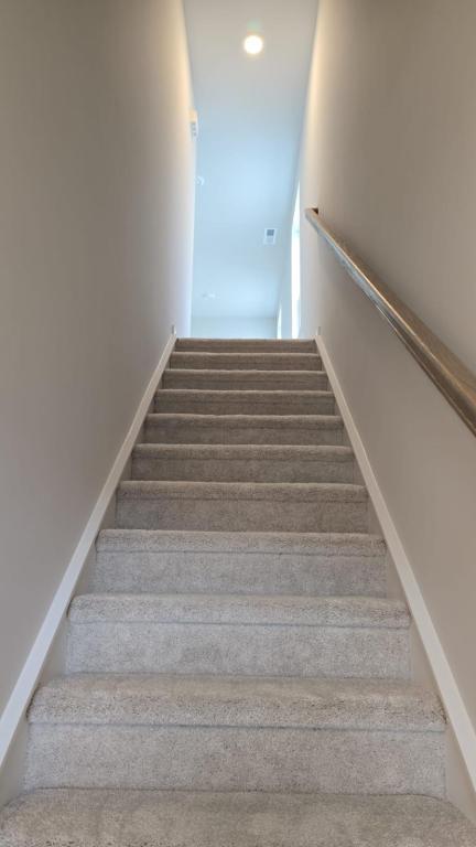 Building Photo - 1422 Maple Br Cir