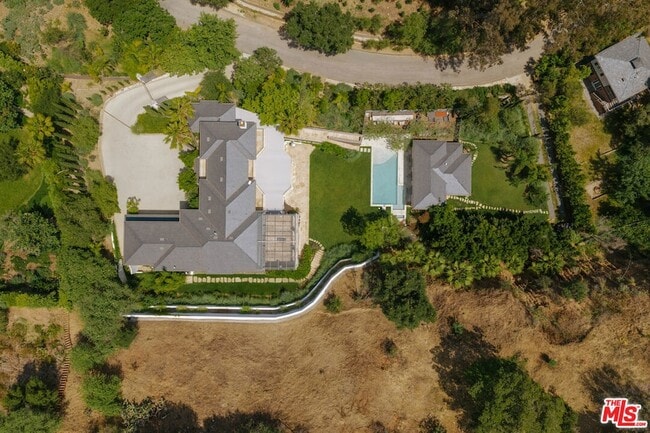 Building Photo - 1105 Rivas Canyon Rd