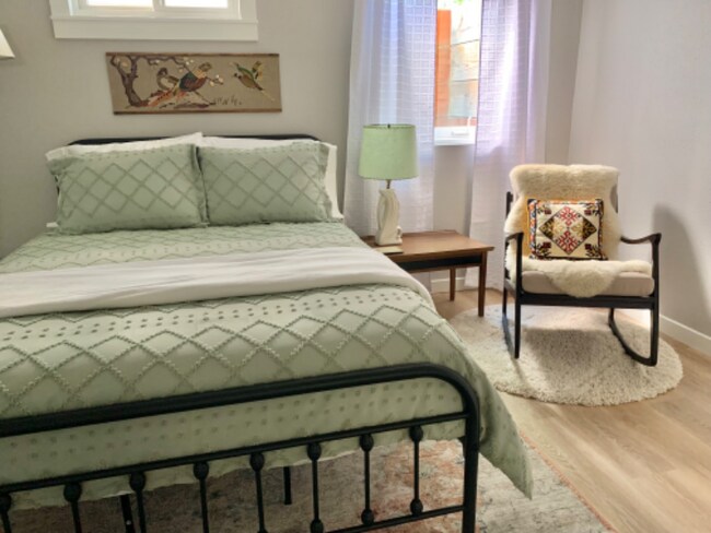 Building Photo - 1008 Princeton Ave