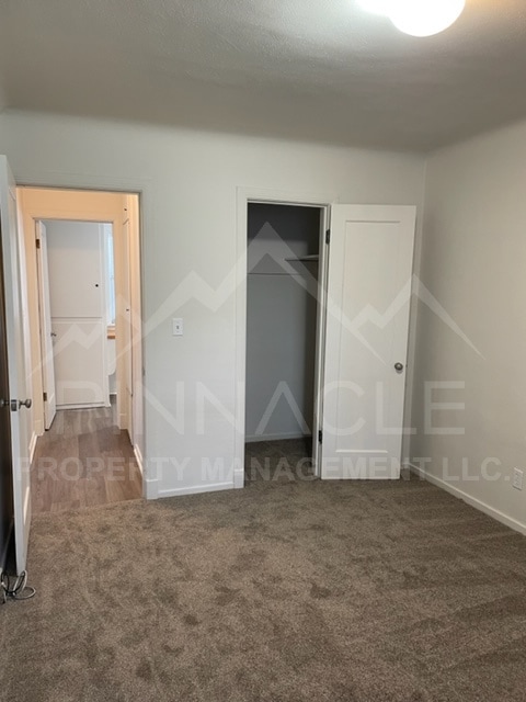 Building Photo - 31 Chicago Ave