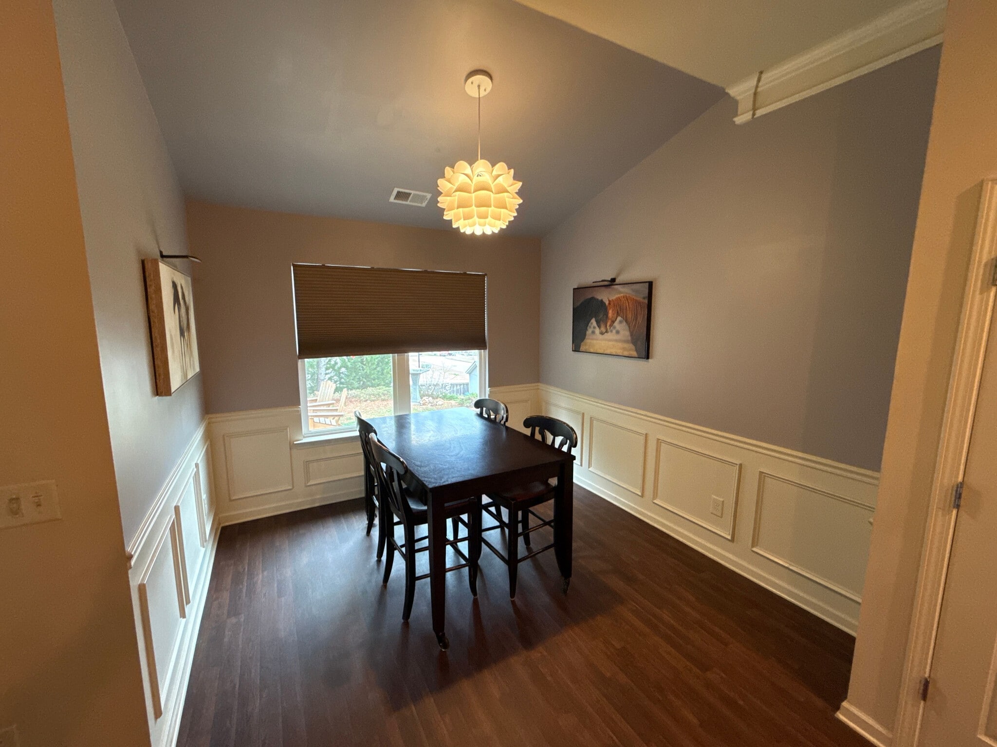 Building Photo - Room in House on Katielee Cove