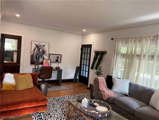 Building Photo - 18914 Mitchell Ave