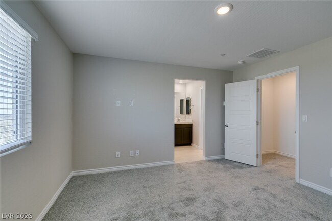 Building Photo - 6184 Rathbone St