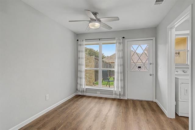 Building Photo - 2126 Teakwood Ln