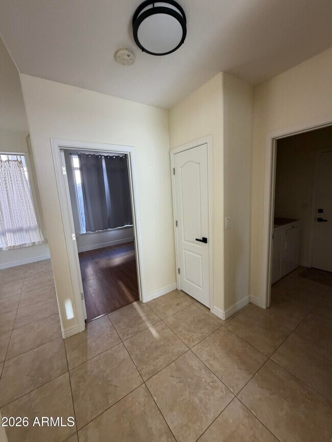 Building Photo - 7464 E Odessa Cir