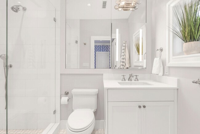 Building Photo - 146 Sunset Ave