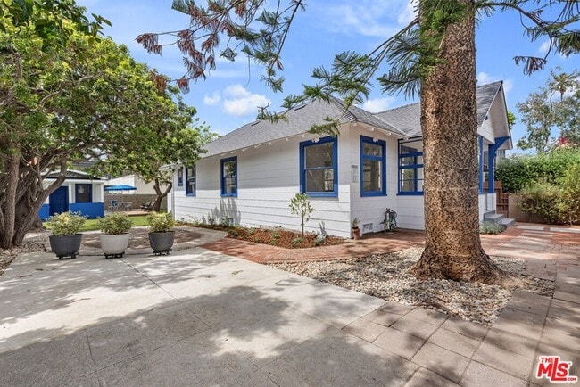 Building Photo - 2650 2nd St