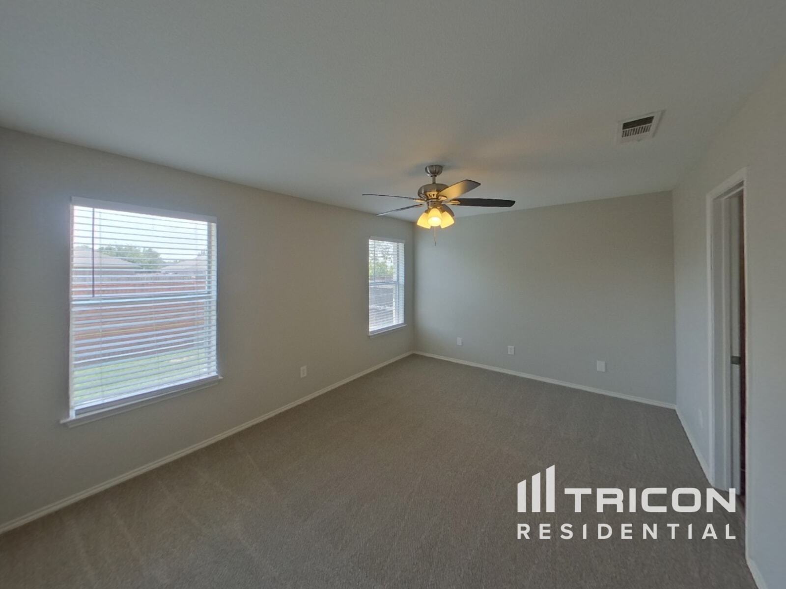 Building Photo - 1106 Sage Brush Tr
