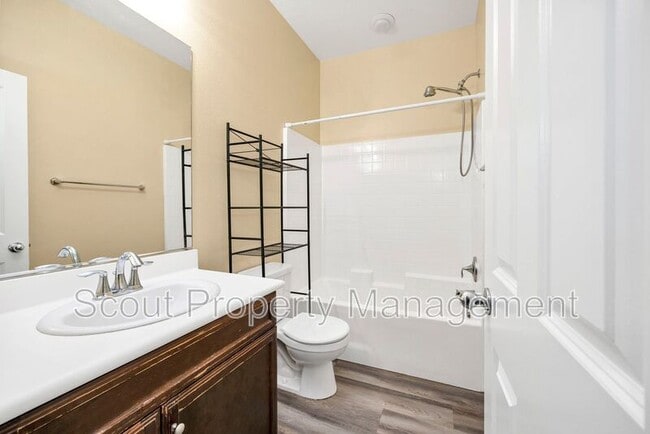 Building Photo - 35804 Alpental Ln