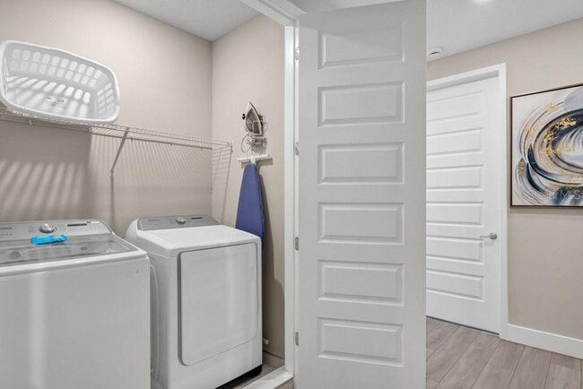 Building Photo - 7846 Spectrum Dr