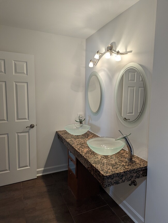 Building Photo - 8122 160th St