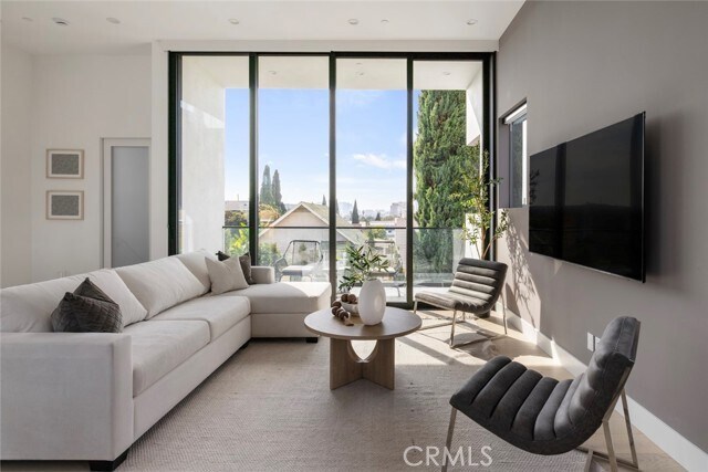 Building Photo - 3620 Ellsworth St