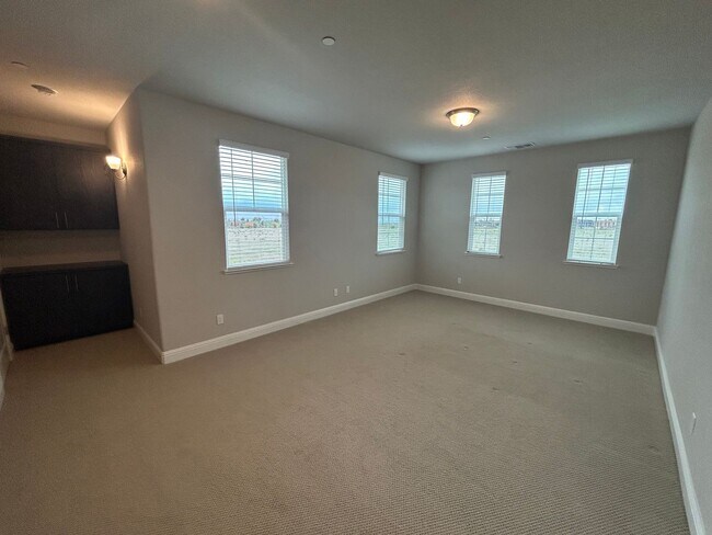 Building Photo - Rancho Cordova's Stone Creek Home