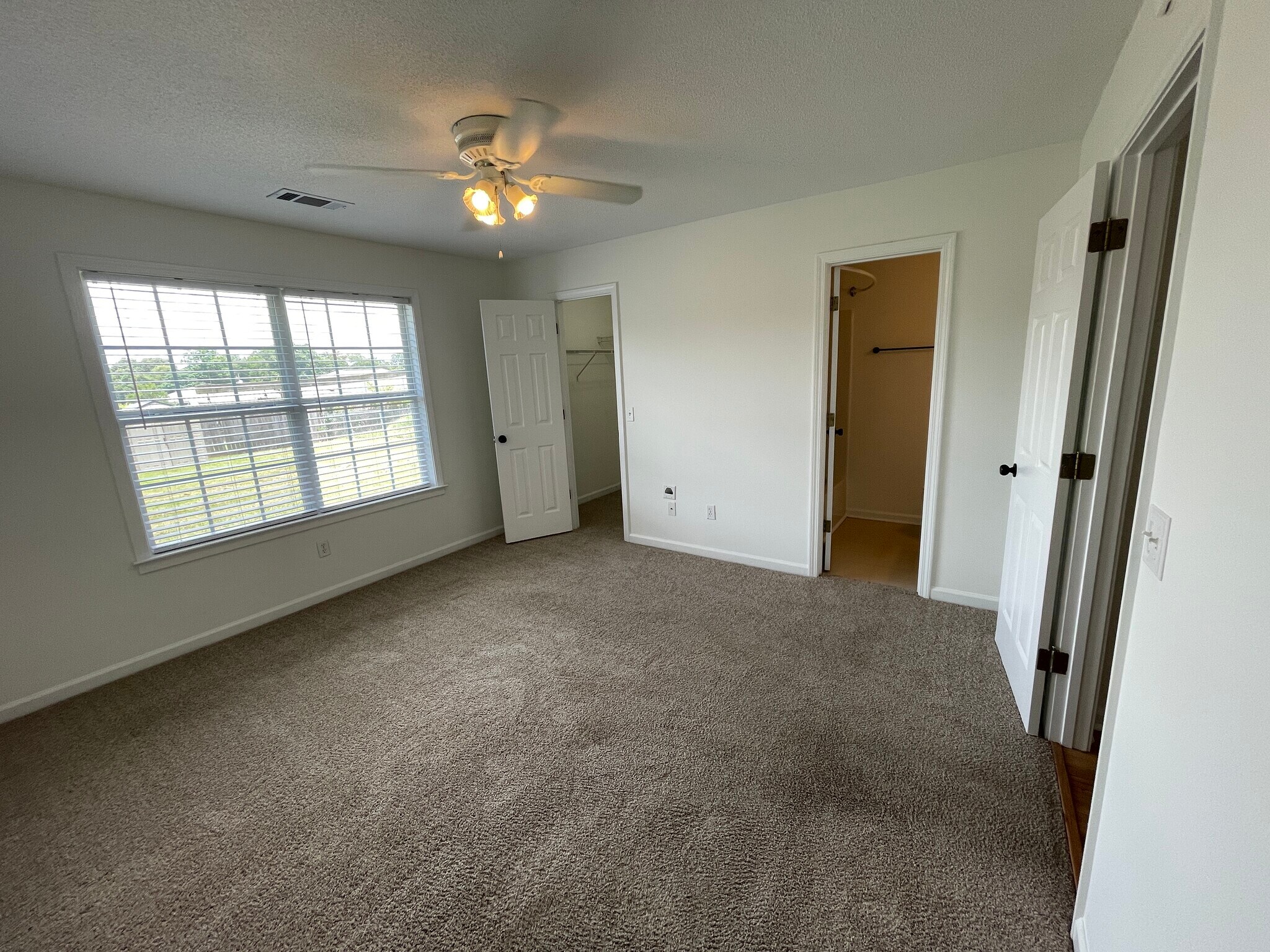 Building Photo - 119 Blake Dr