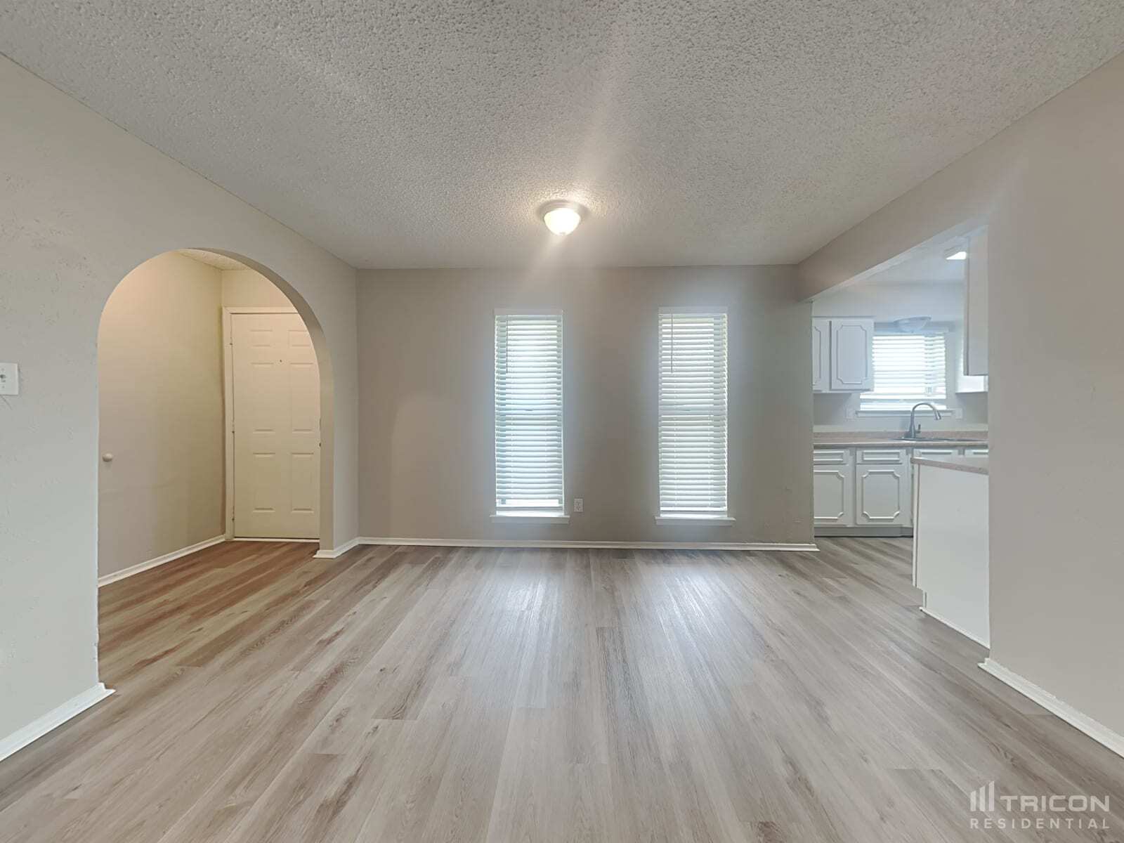 Building Photo - 1221 Aldenwood Dr