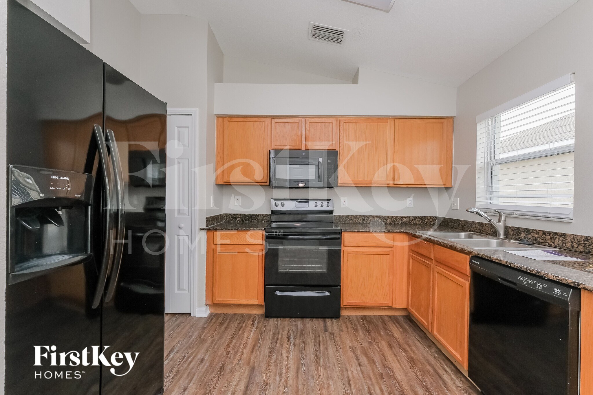 Building Photo - 12007 Butler Woods Cir