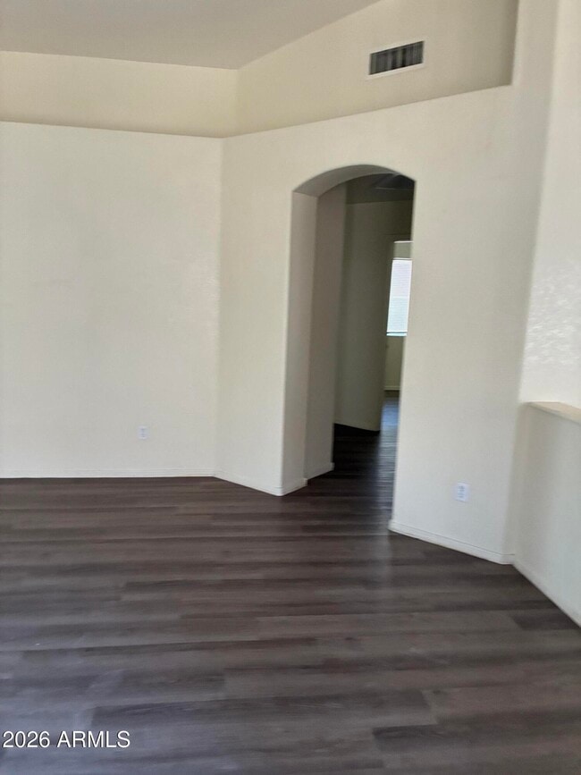 Building Photo - 1074 N Saguaro St