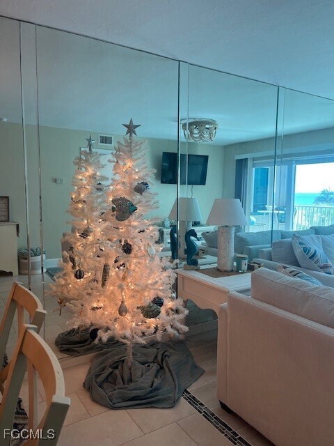 Building Photo - 7400 Estero Blvd