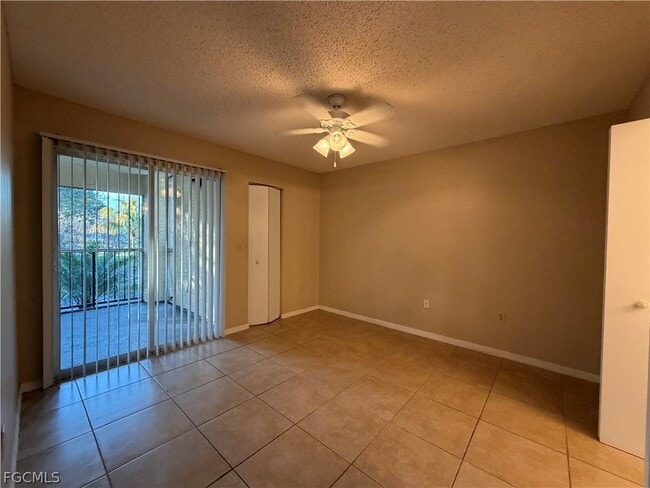 Building Photo - 12561 Equestrian Cir