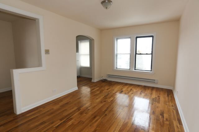 Building Photo - 4854 N Damen Ave