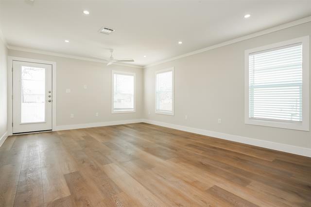 Building Photo - 2104 Belzise Terrace